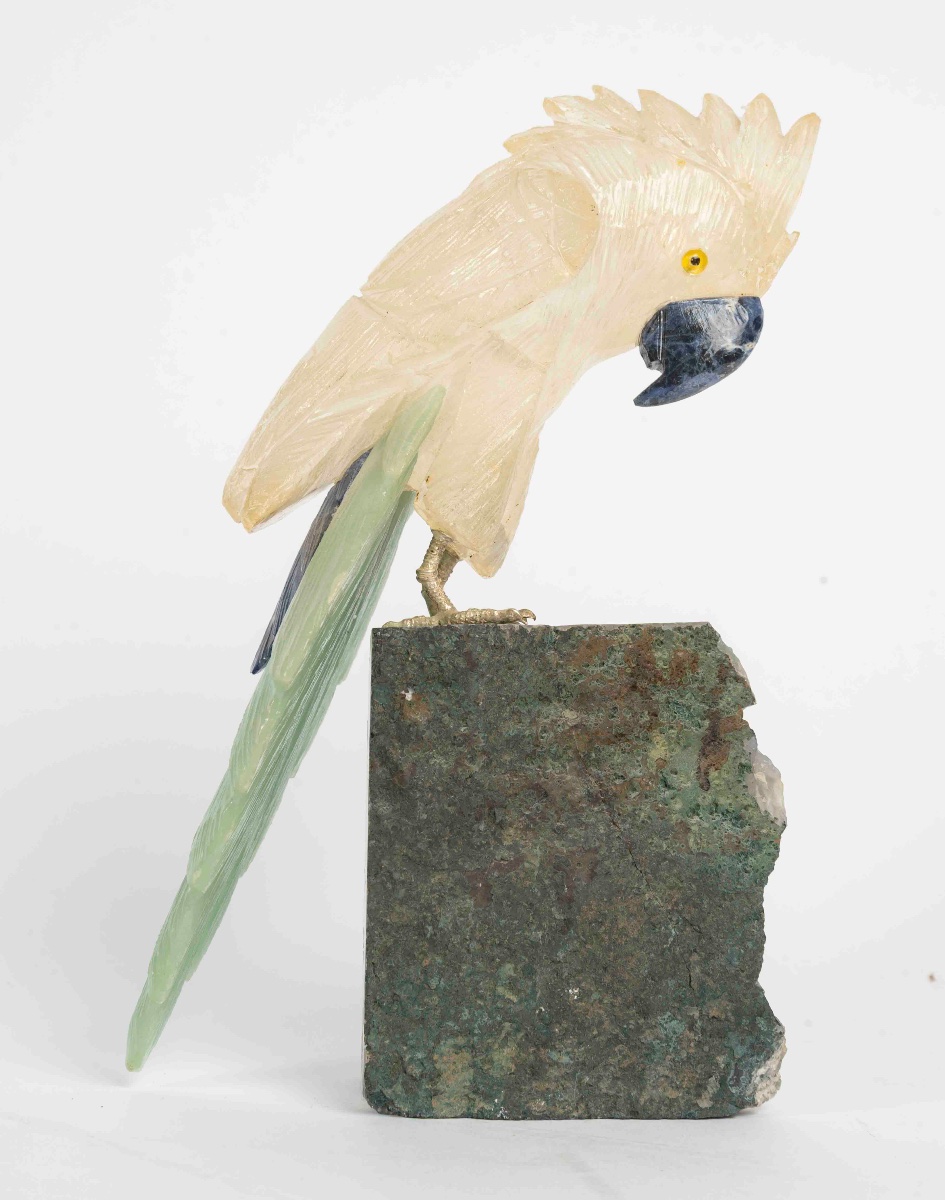Une sculpture de perroquet en améthyste, XXe siècle — 11