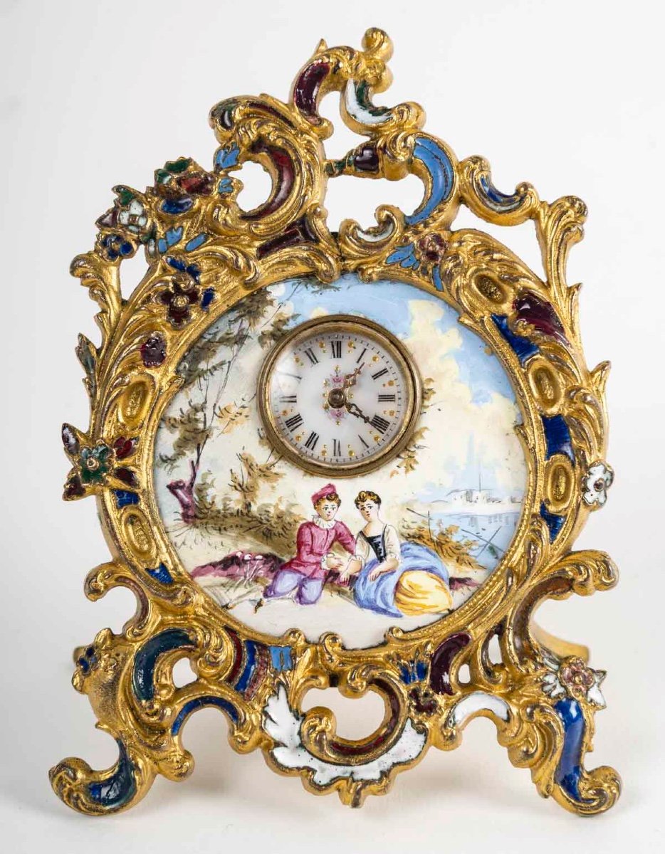 Miniature pendule en émail, fin du XIXe siècle