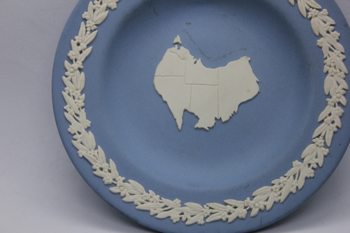 Coupe Commémorative Wedgwood Jasperware – Carte de l'Australie – Made in England — 6