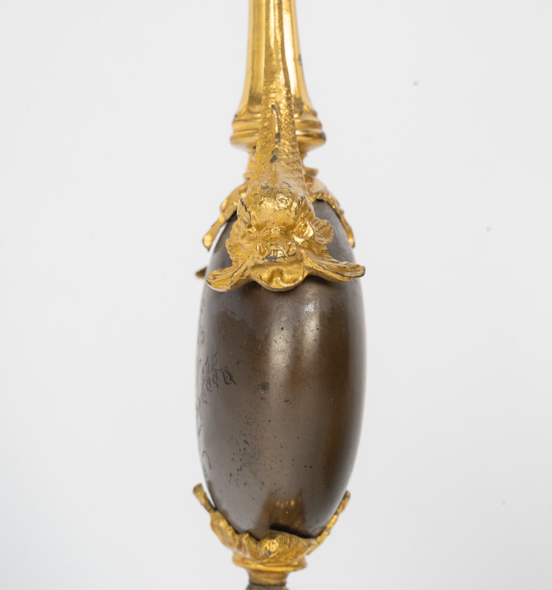 Paire de vases en bronze à double patine, modèle de Barbedienne, fin du XIXe siècle — 9