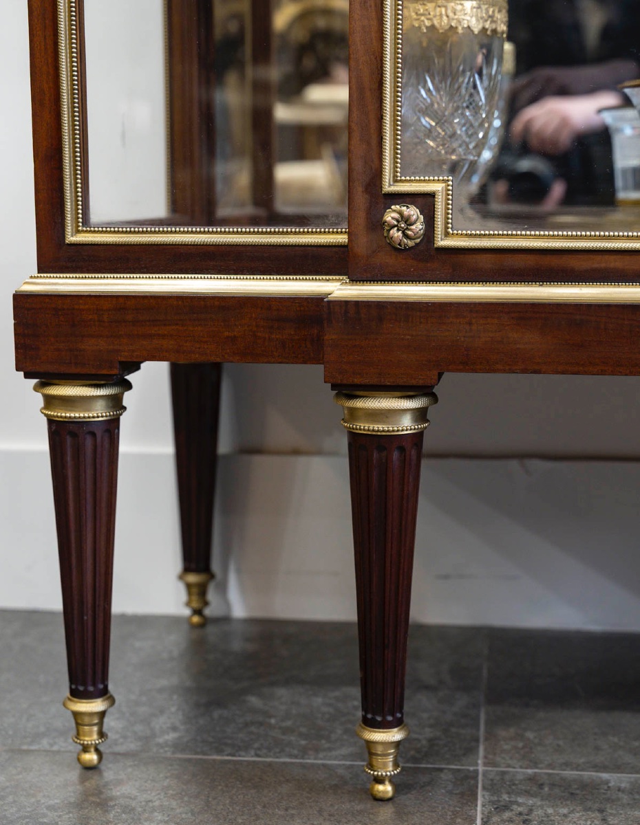 Une paire vitrine Paul Sormani (1817-1877) — 7