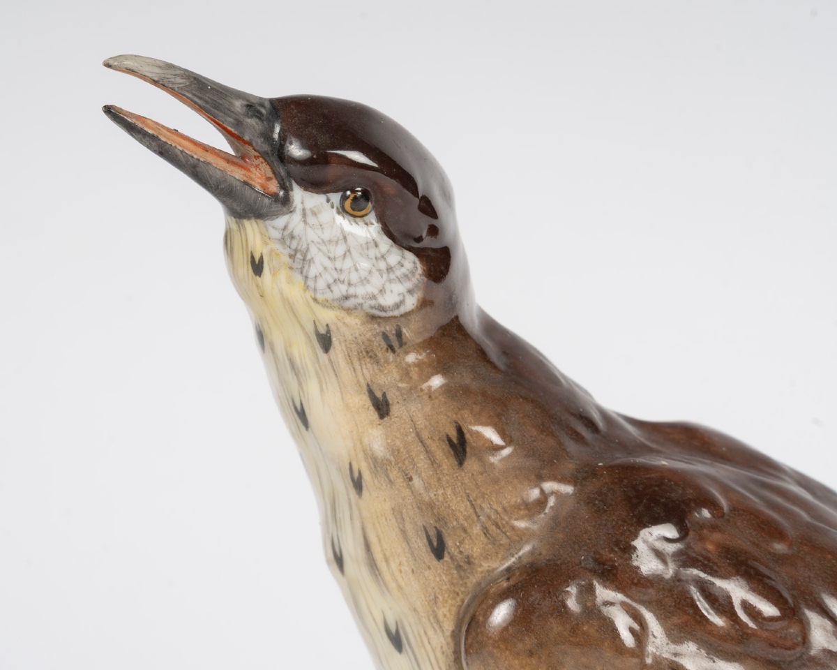 Une figurine d'un oiseau en porcelaine, début du XXe siècle — 4