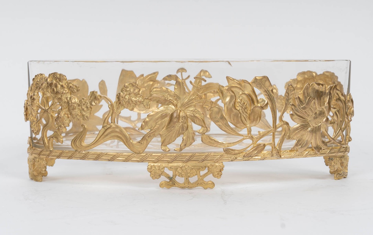 Une coupe en cristal et bronze doré, époque art nouveau, début du XXe siècle — 7