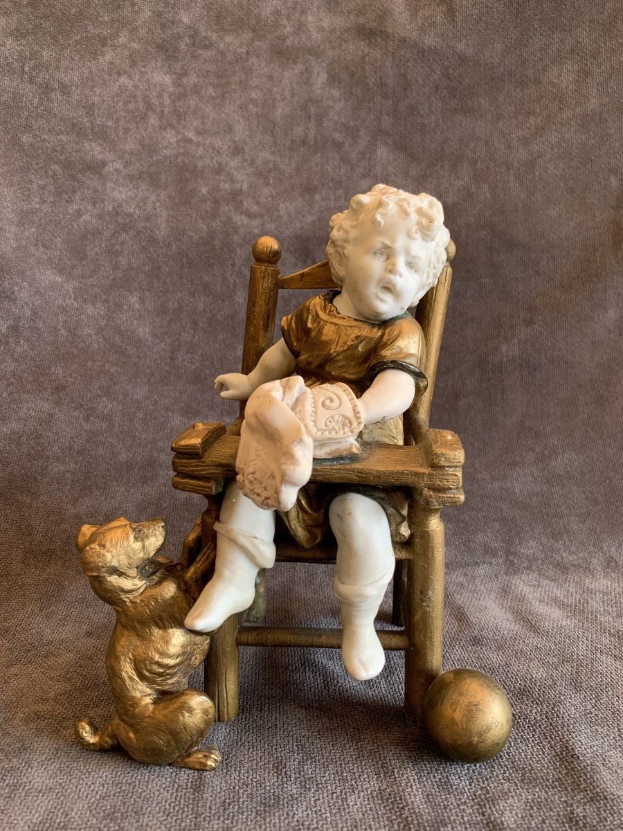 L’enfant sur Sa Chaise — 3