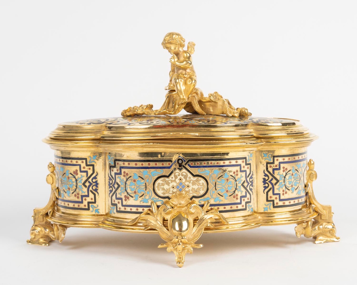 Coffret à bijoux en bronze doré et émaux champlevés, dans le goût de Ferdinand Barbedienne