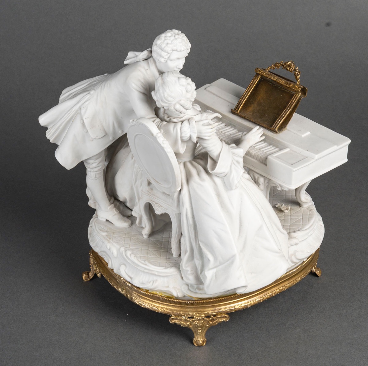 Une sculpture romantique en biscuit, fin XIXè siècle — 8