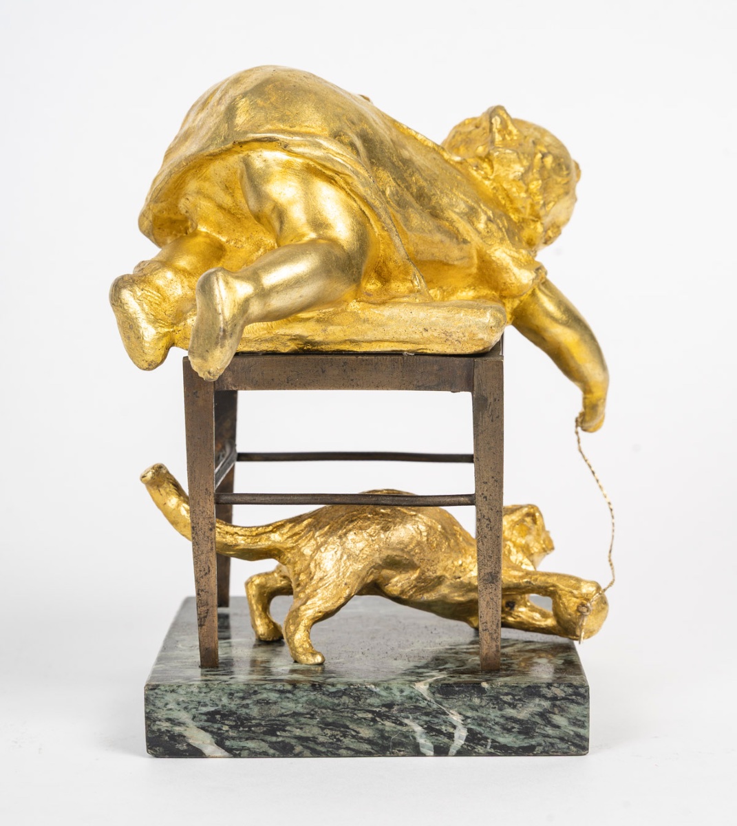 Une sculpture en bronze doré, Louis OURY — 8