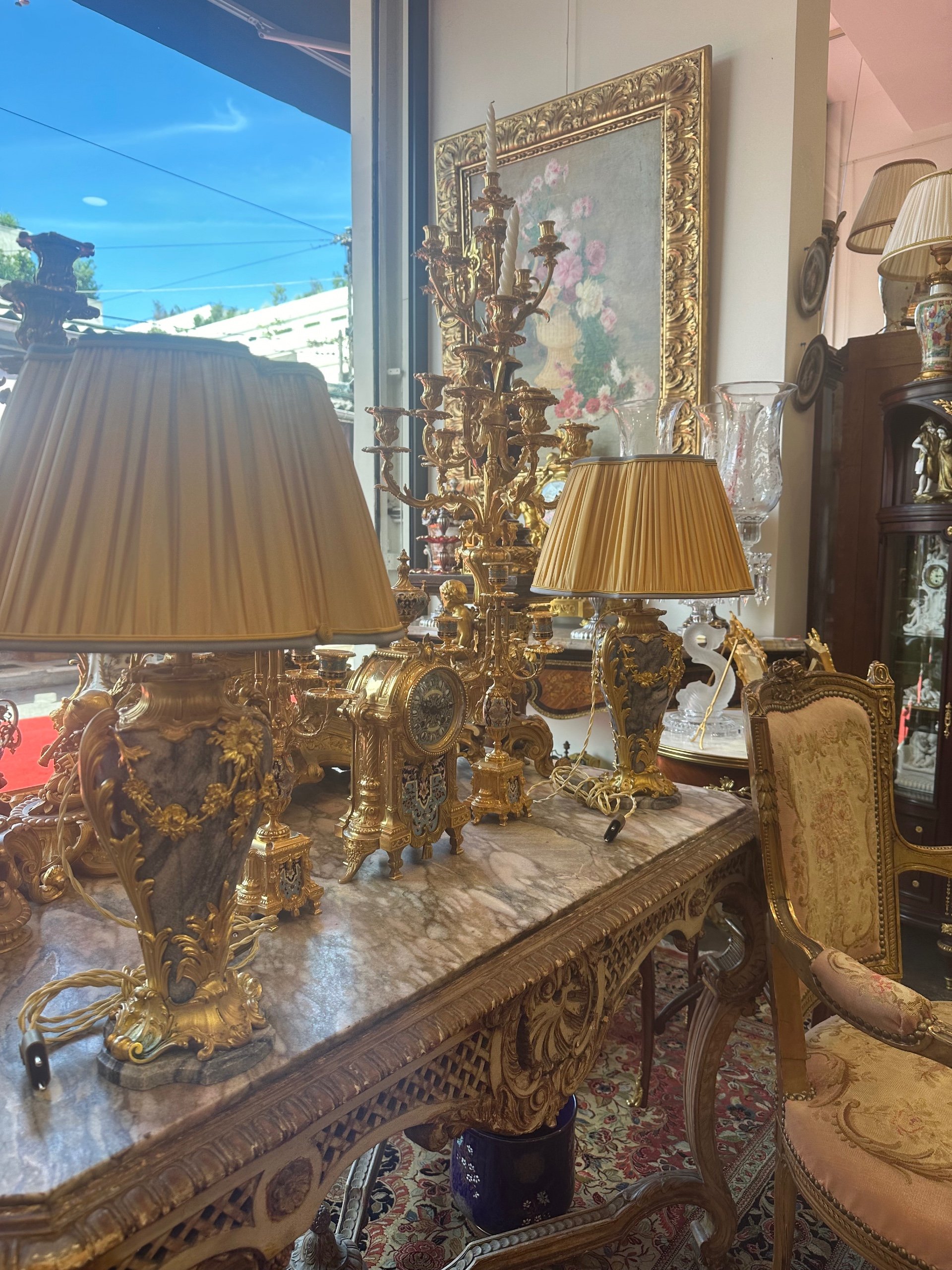 Une table de centre en bois doré fin du XIXe siècle — 6
