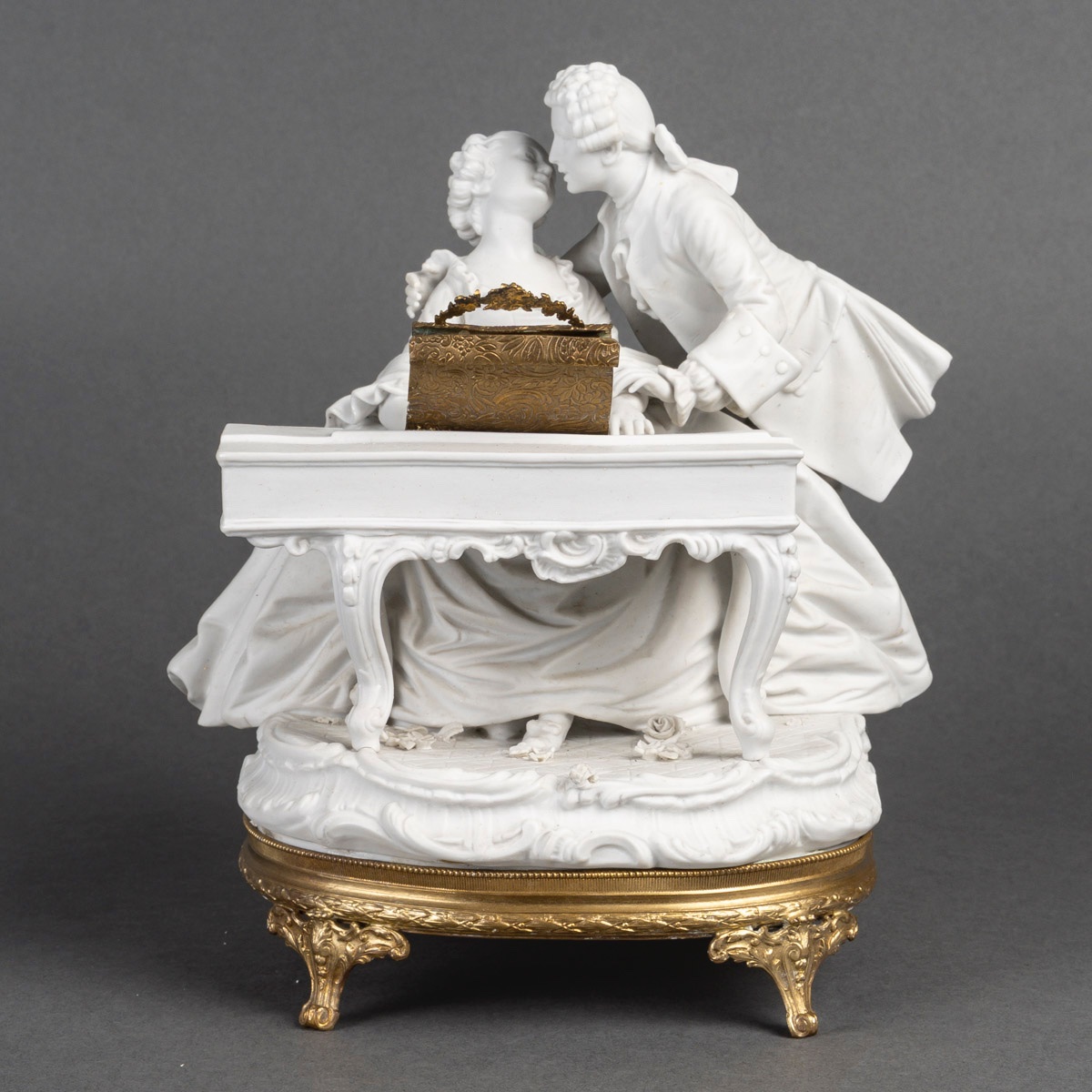 Une sculpture romantique en biscuit, fin XIXè siècle — 3