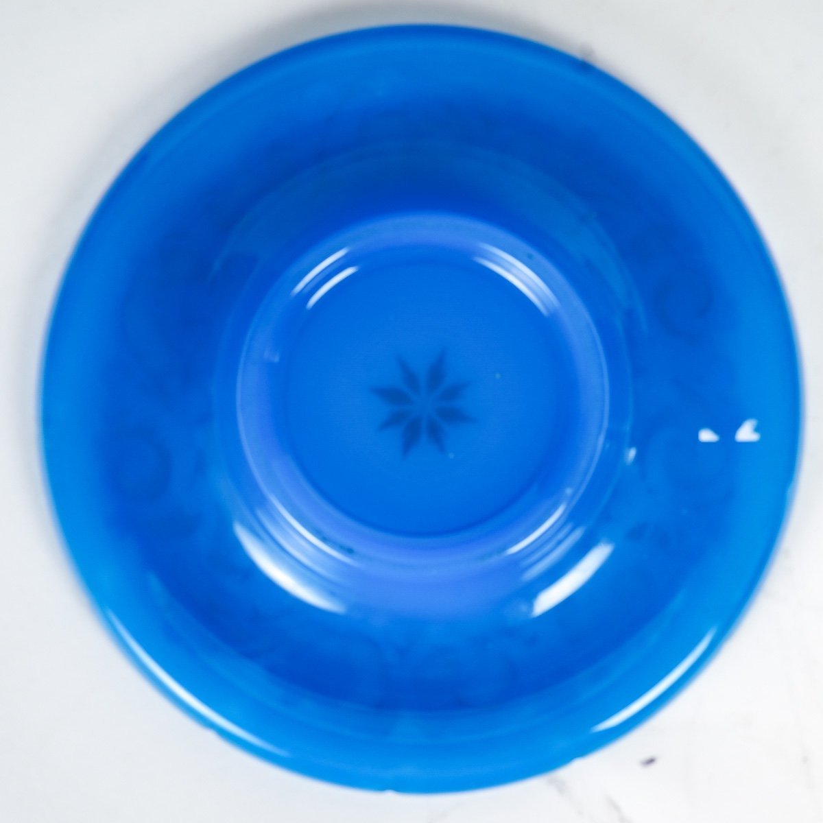 Bonbonnière en opaline bleue fin du XIXe siècle — 8