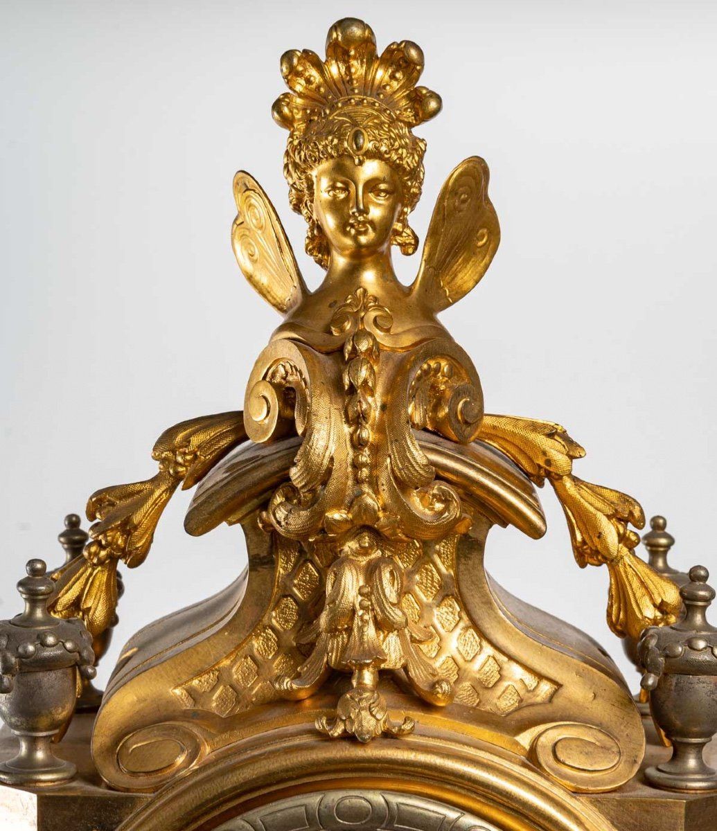 Pendule en bronze doré fin 19eme siècle — 9