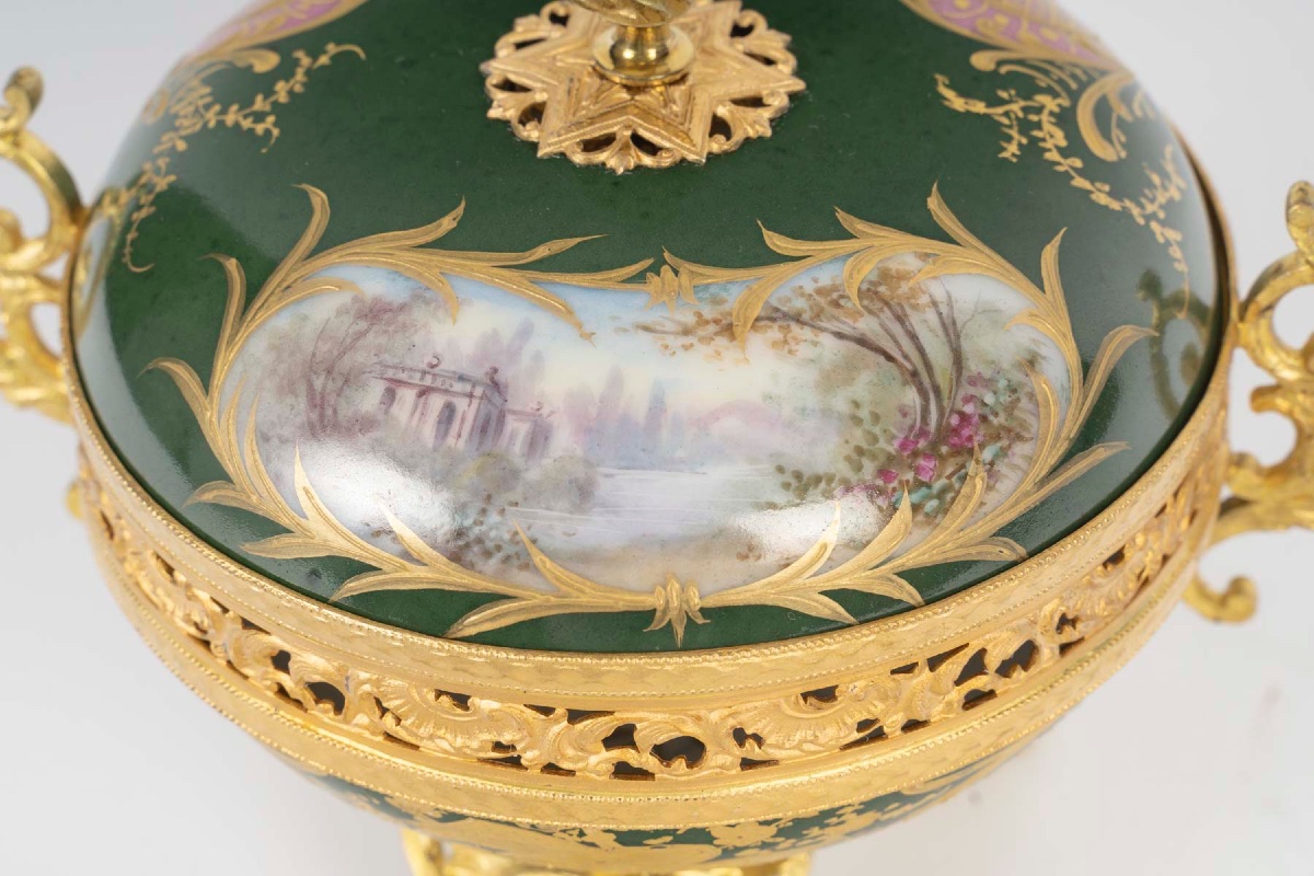 Bonbonnière – brûle-parfum en porcelaine, Sèvres XIXe siècle — 10