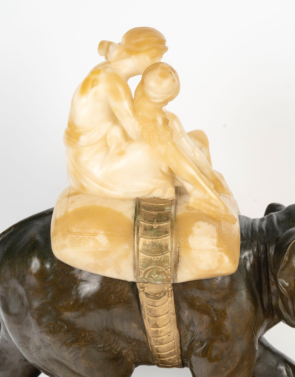 Sculpture en albâtre et bronze, signé R Romano Romanelli — 22