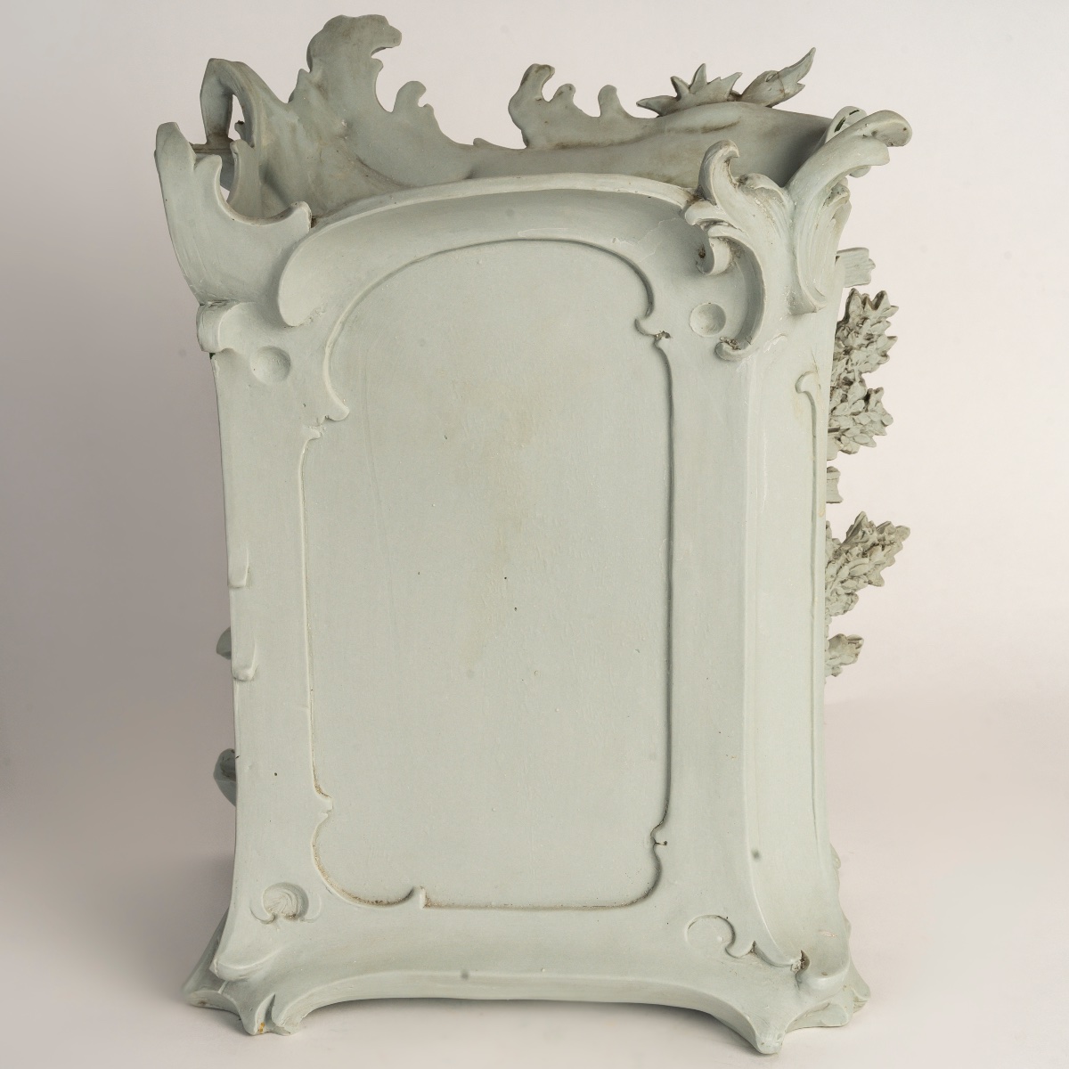 Une coupe cache pot, en porcelaine de Wedgwood, fin du XIXe siècle — 5