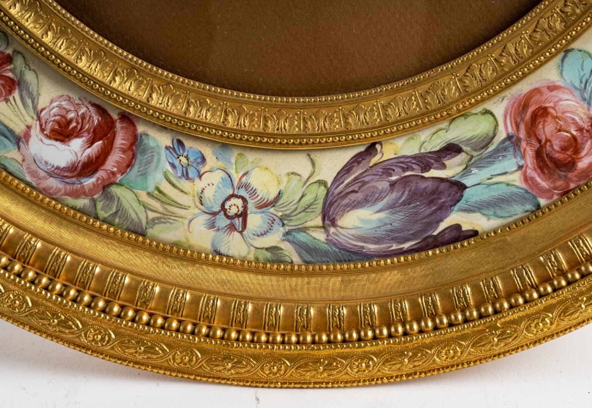 Une paire de cadres en émail et bronze doré, XIXe siècle — 11
