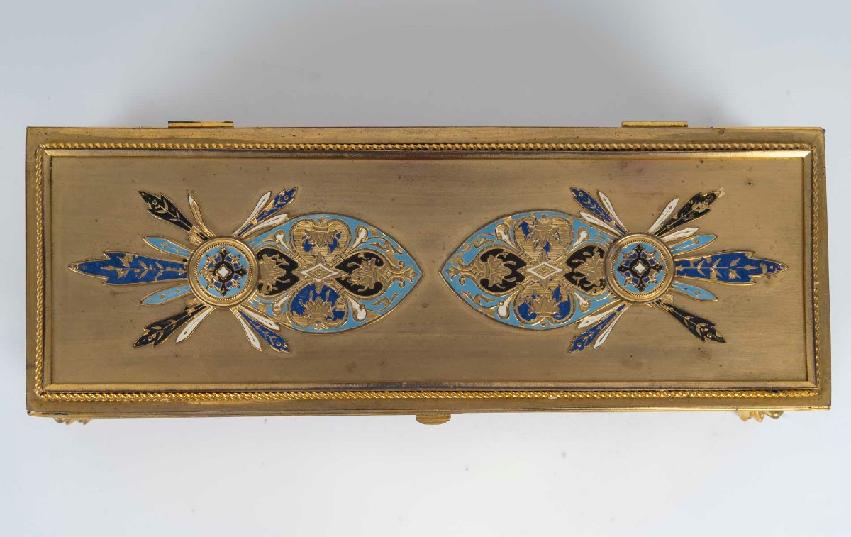 Coffret à bijoux Napoléon III en bronze doré et émail, vers 1880 — 8