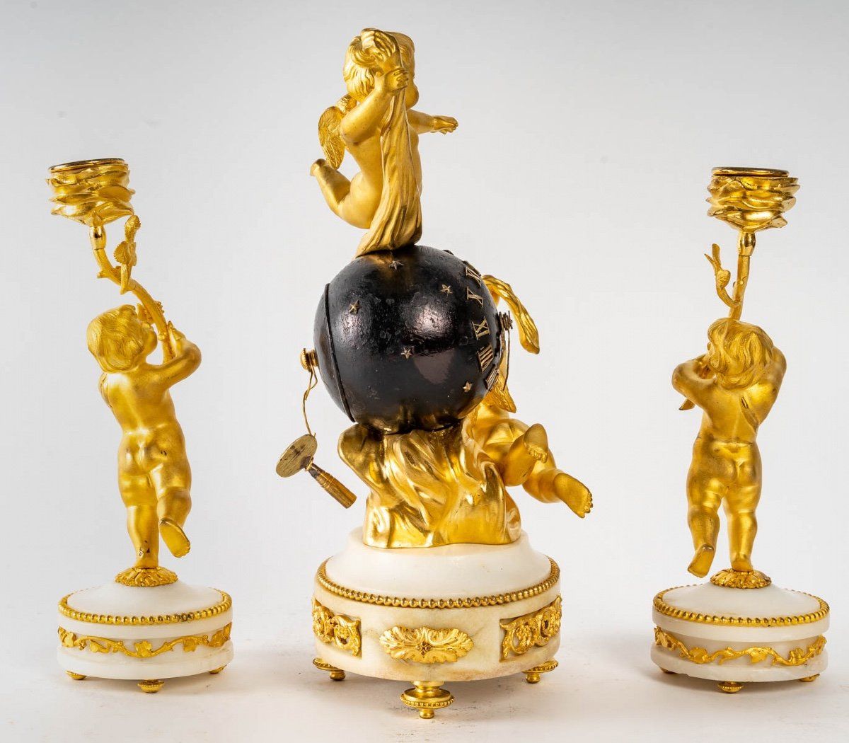 Garniture de Cheminée miniature en bronze doré fin du XIXe siècle — 3