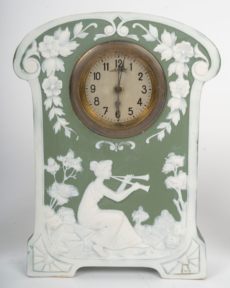 Une garniture en porcelaine de wedgwood, début du XXe siècle — 4