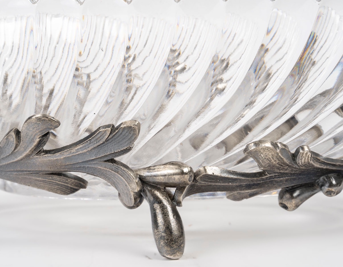 Une coupe jardinière en cristal Baccarat et bronze argenté, époque XIXe siècle — 7