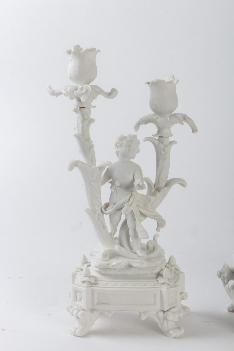 Garniture de Cheminée en biscuit de Sèvres, XIXe — 3