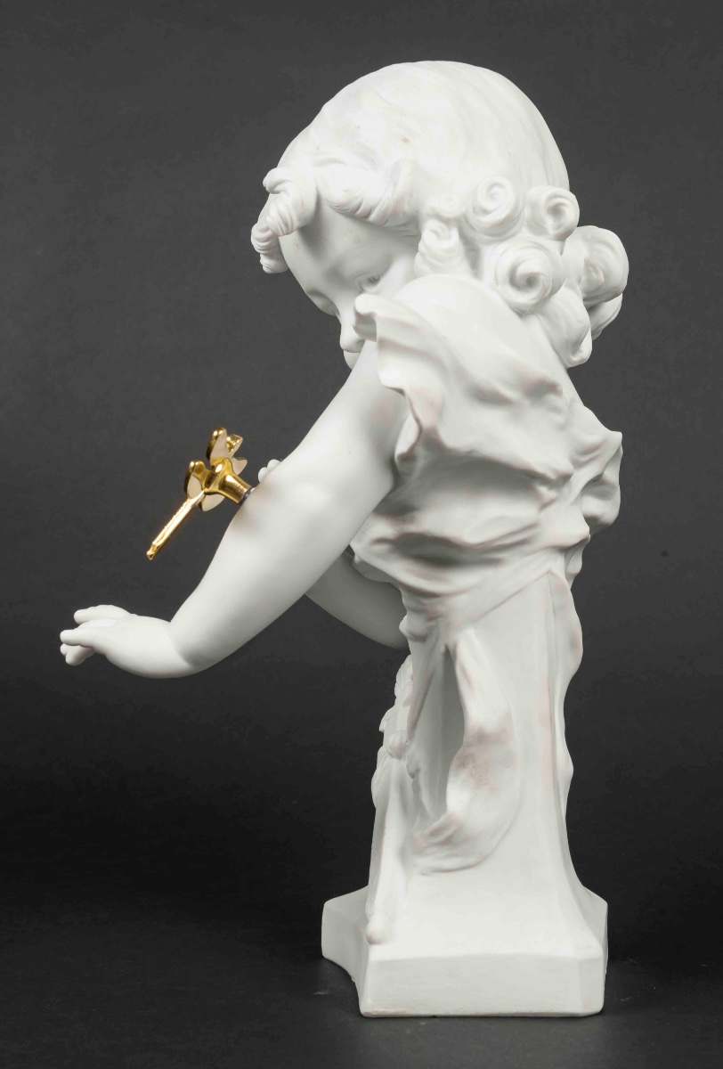 ARISTIDE de Ranieri un biscuit de Sèvres petite fille à la libellule, début du XXe siècle — 11