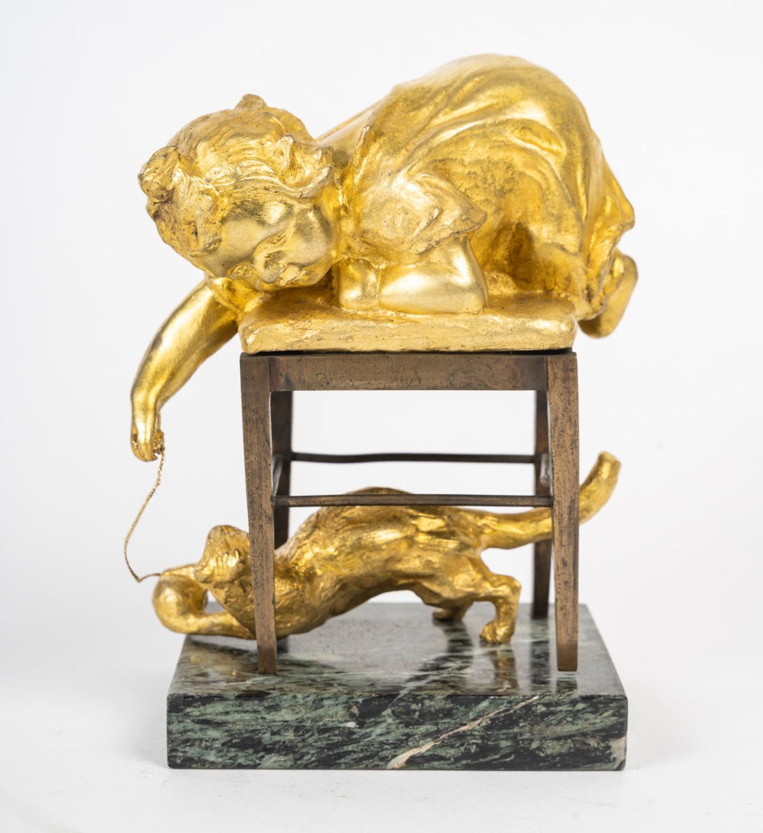 Une sculpture en bronze doré, Louis OURY