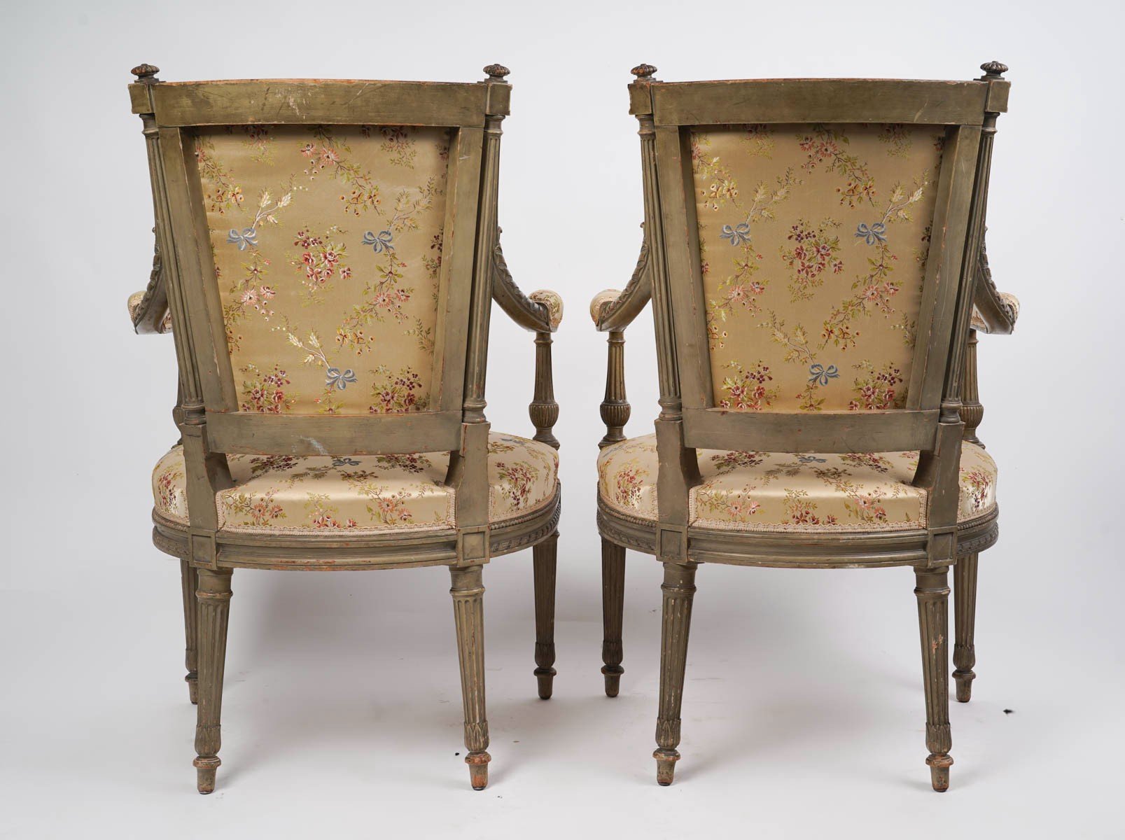 Une paire de fauteuils de style Directoire XIXe siècle — 6