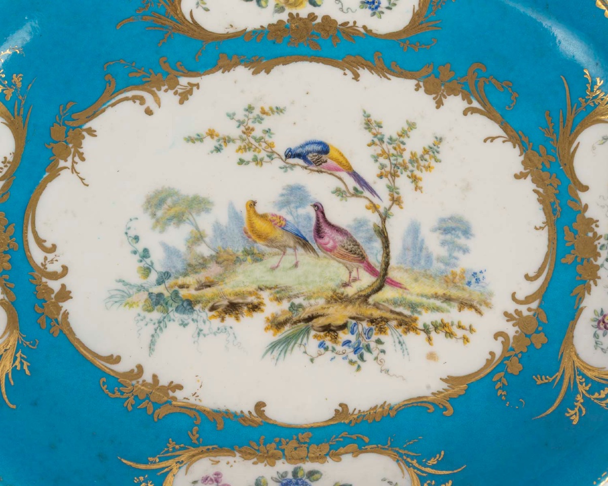 Une coupe en porcelaine de Sèvres, XVIIIe siècle — 3