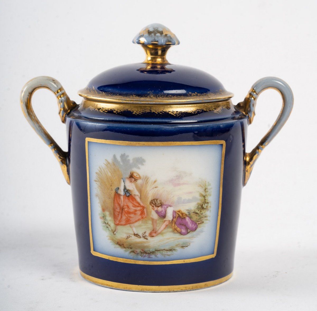Service à Café en porcelaine dans le Goût de Sèvres — 3