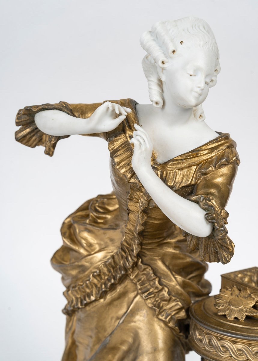 Une sculpture Grisard en biscuit et régule doré, art nouveau fin du XIXe siècle