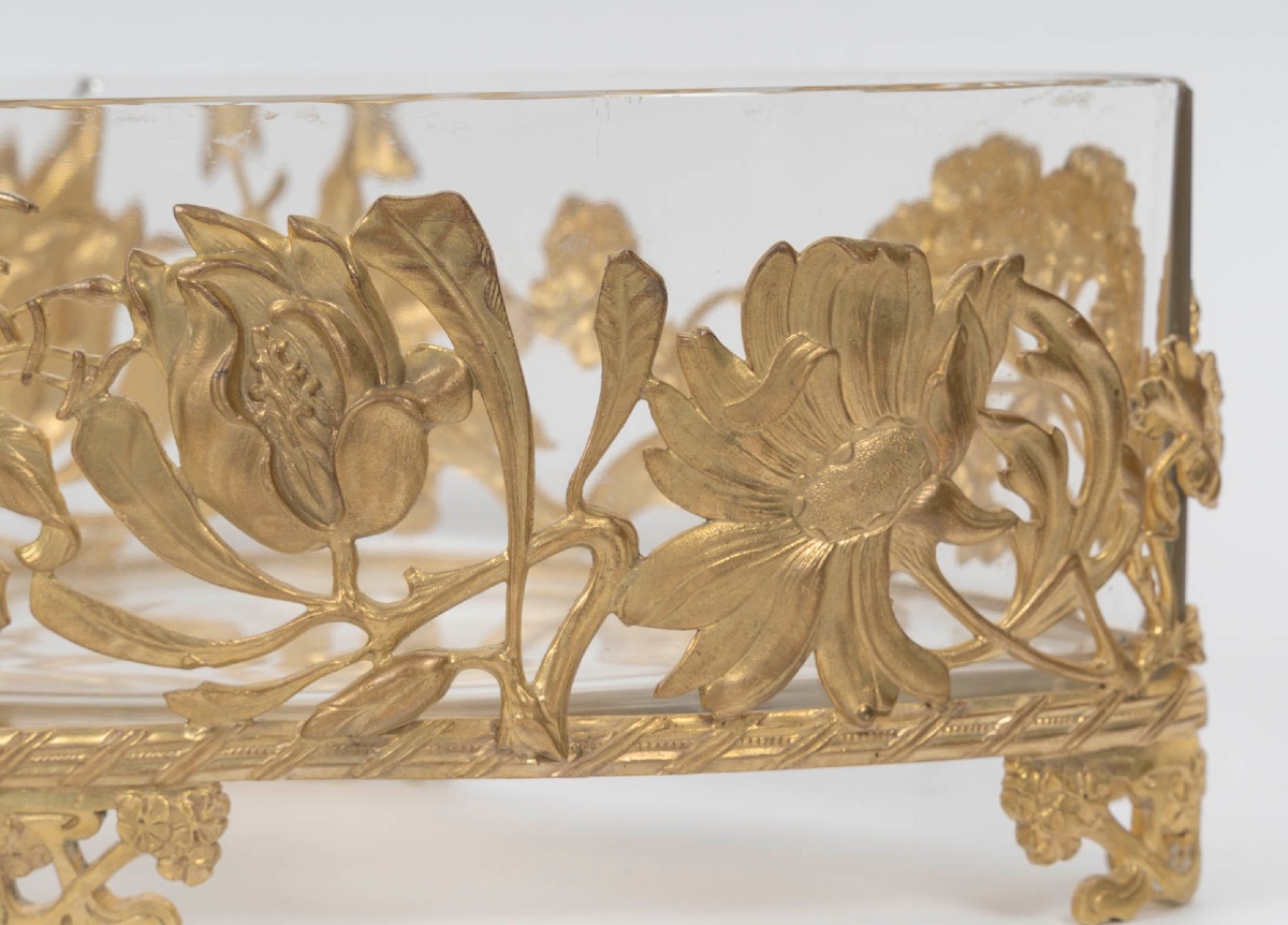 Une coupe en cristal et bronze doré, époque art nouveau, début du XXe siècle — 5