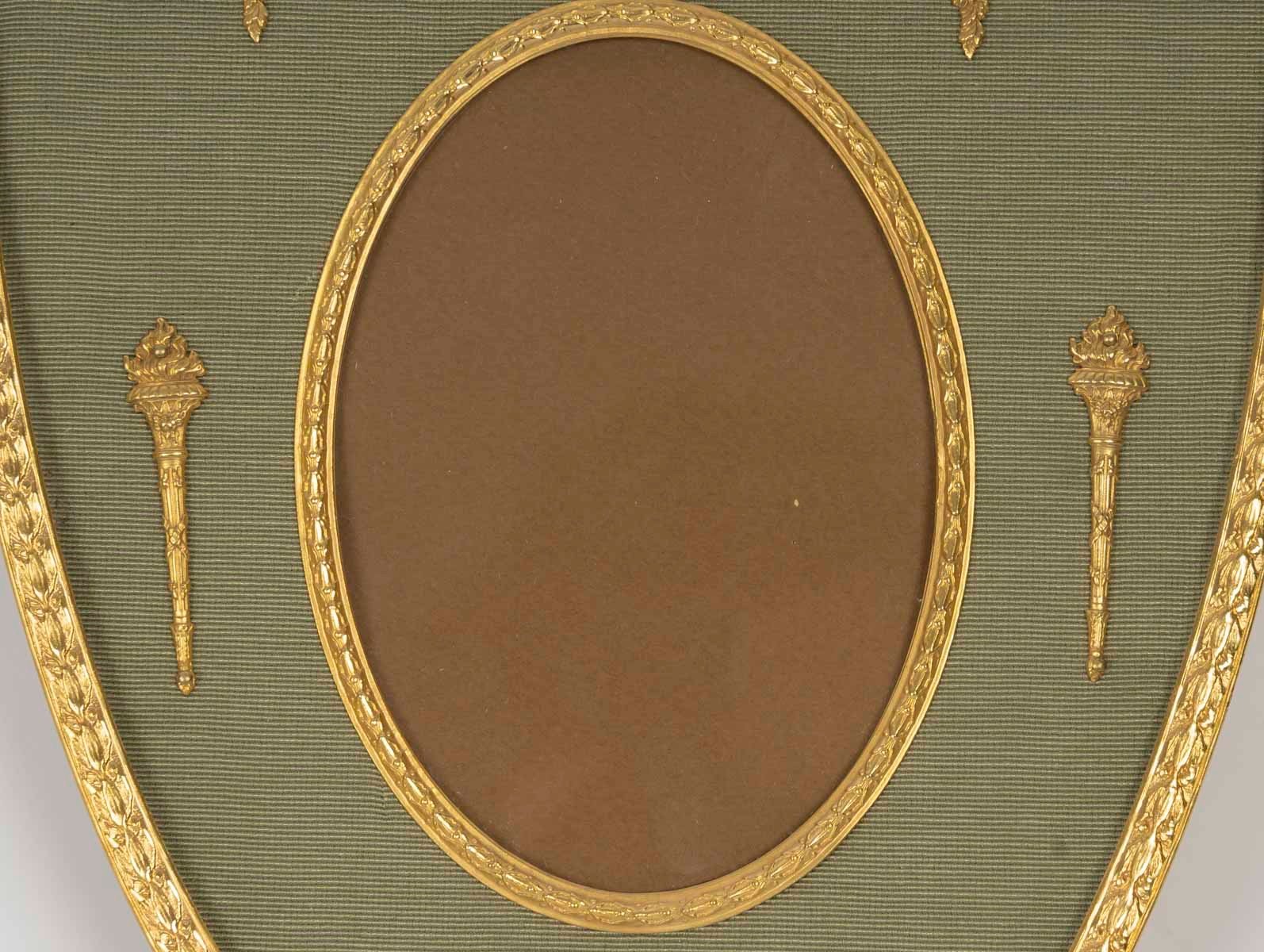 Un beau cadre photo de style Napoléon III, fin du XIXe siècle — 4