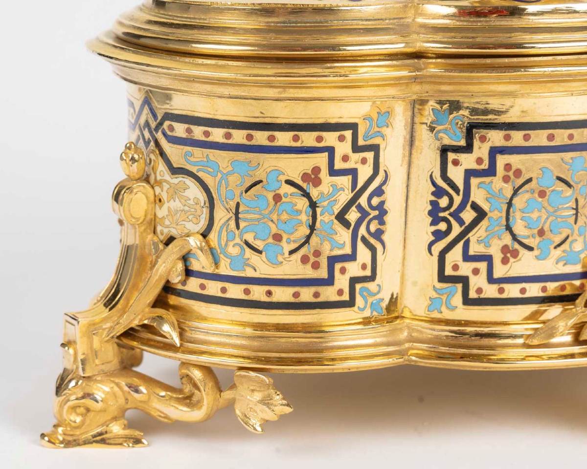 Coffret à bijoux en bronze doré et émaux champlevés, dans le goût de Ferdinand Barbedienne — 8