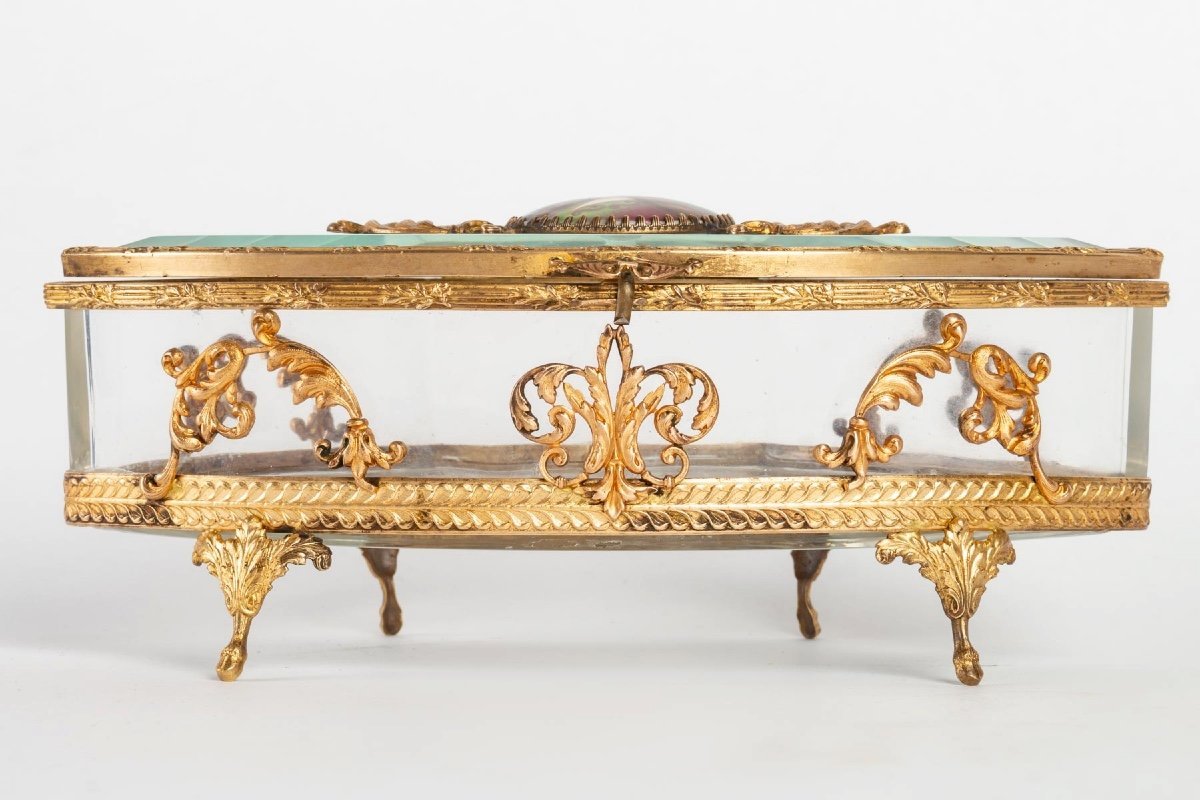 Un coffret à bijoux en cristal et bronze fin du XIXe siècle — 3