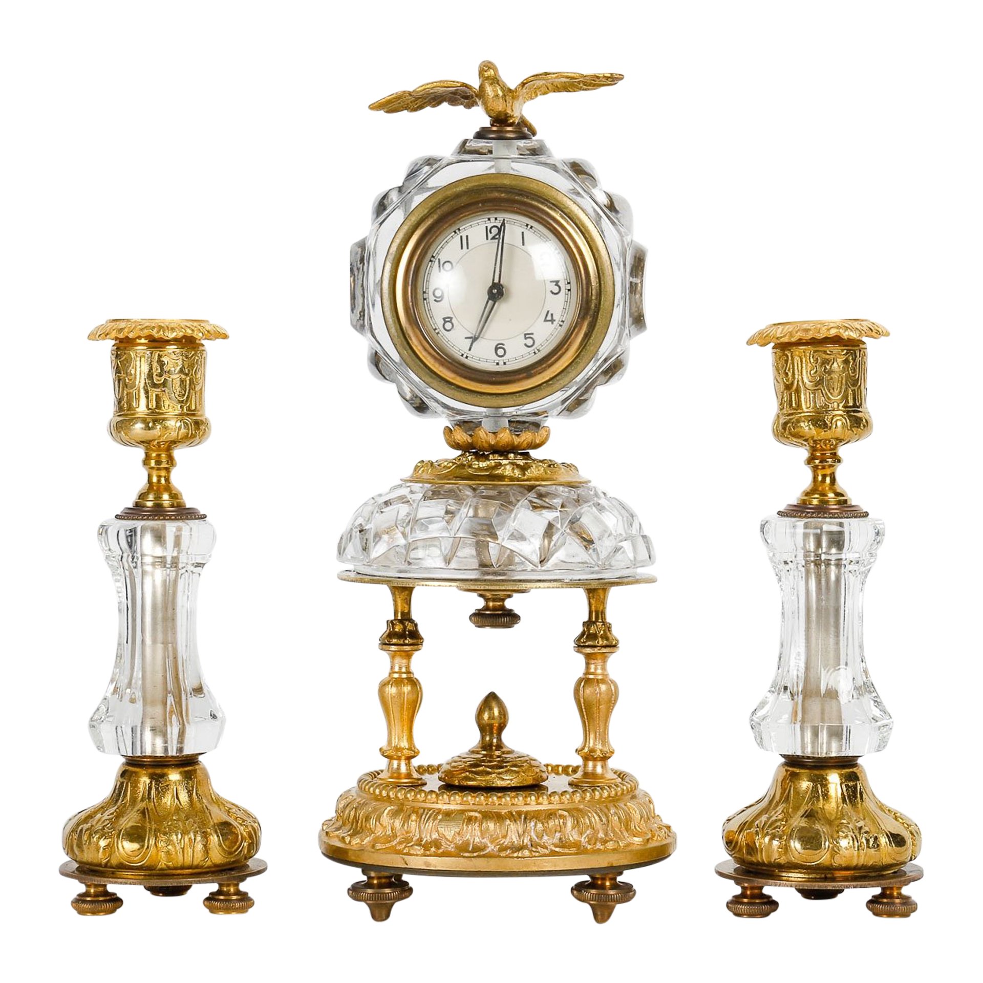 Une garniture de cheminée bronze doré et cristal Baccarat fin du XIXe siècle — 2