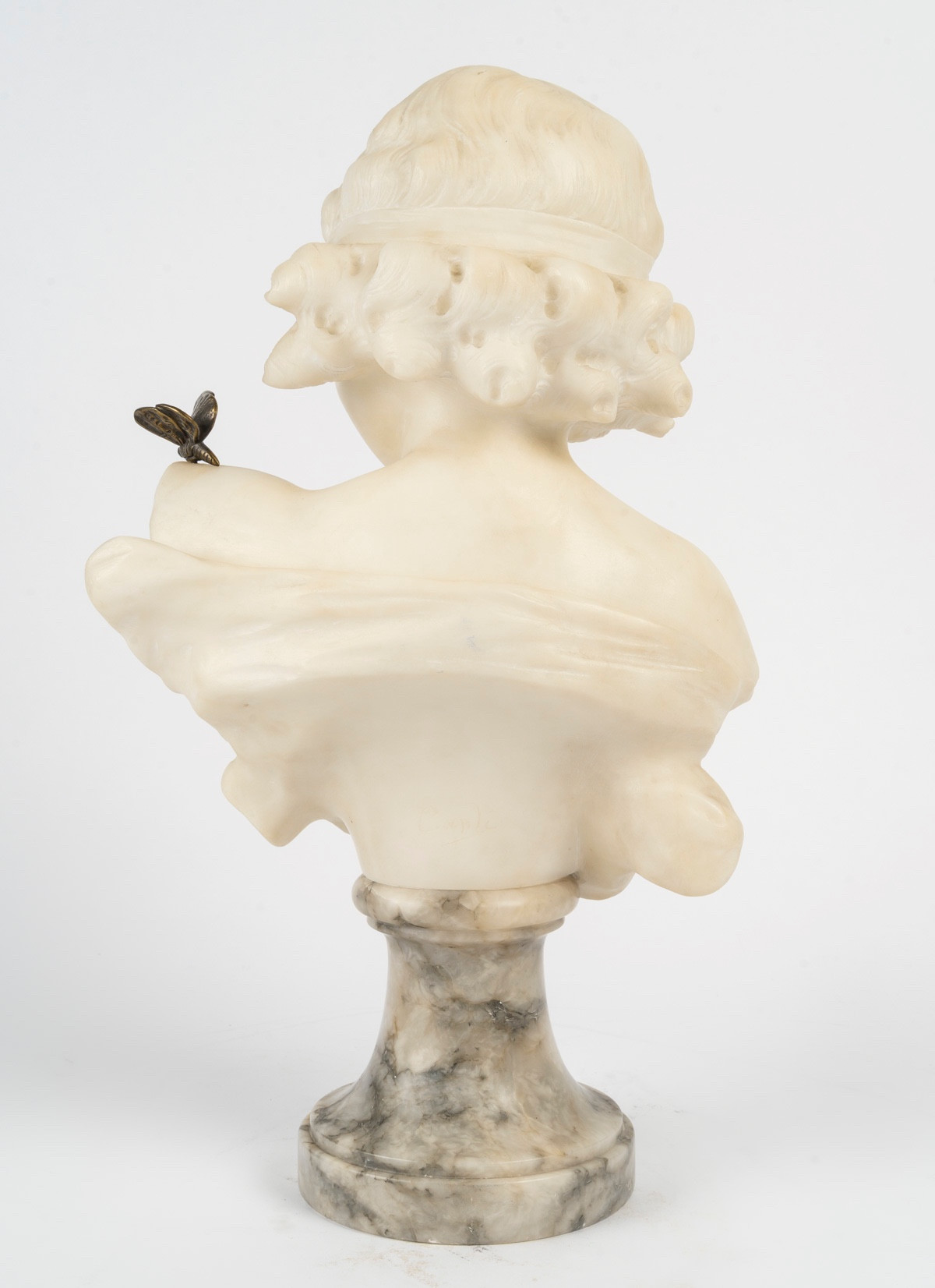 Buste en albâtre d’une jeune fille au papillon, Auguste Carli — 15