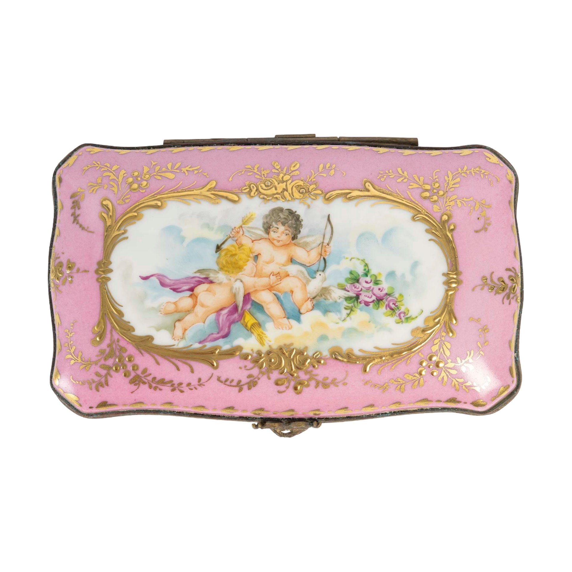 Miniature petite boîte à bijoux en porcelaine de Sèvres, fin du XIXe siècle — 14