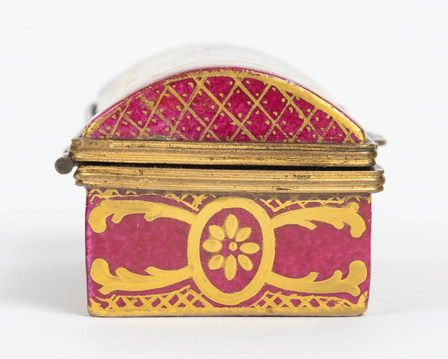 Miniature coffret à bijoux en porcelaine rouge, début du XIXe siècle — 16