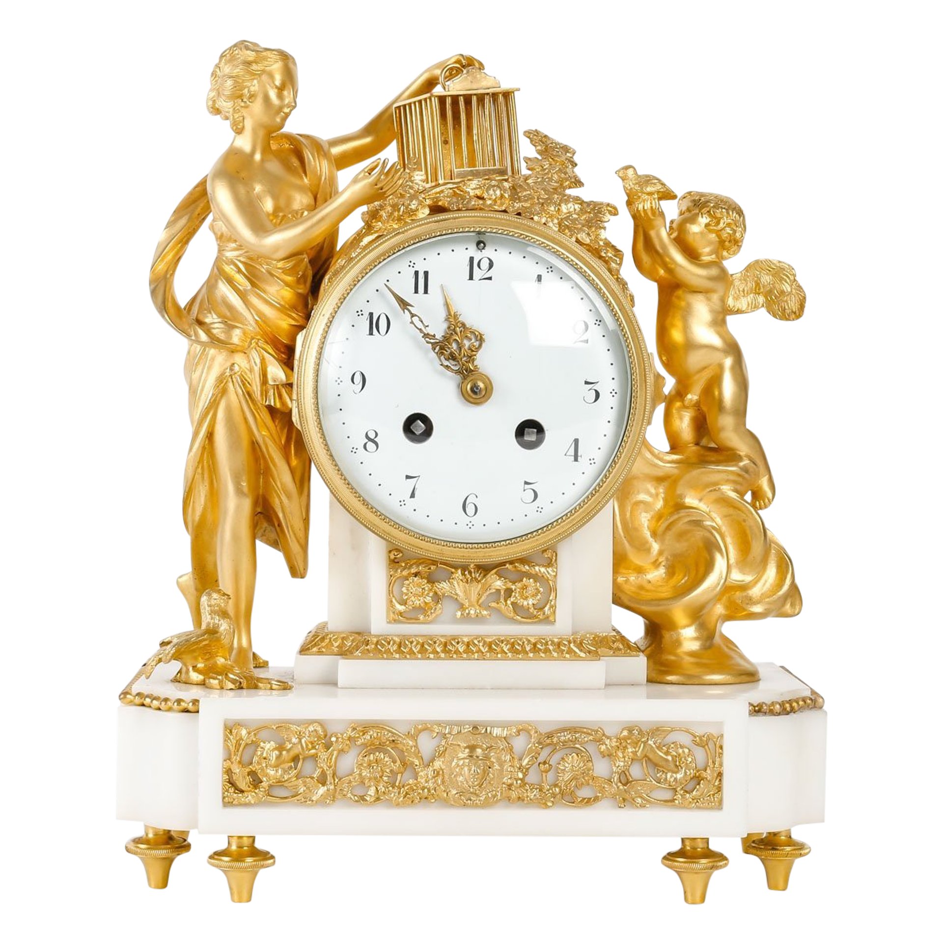 Une pendule en marbre blanc et bronze doré époque XIXe siècle — 2