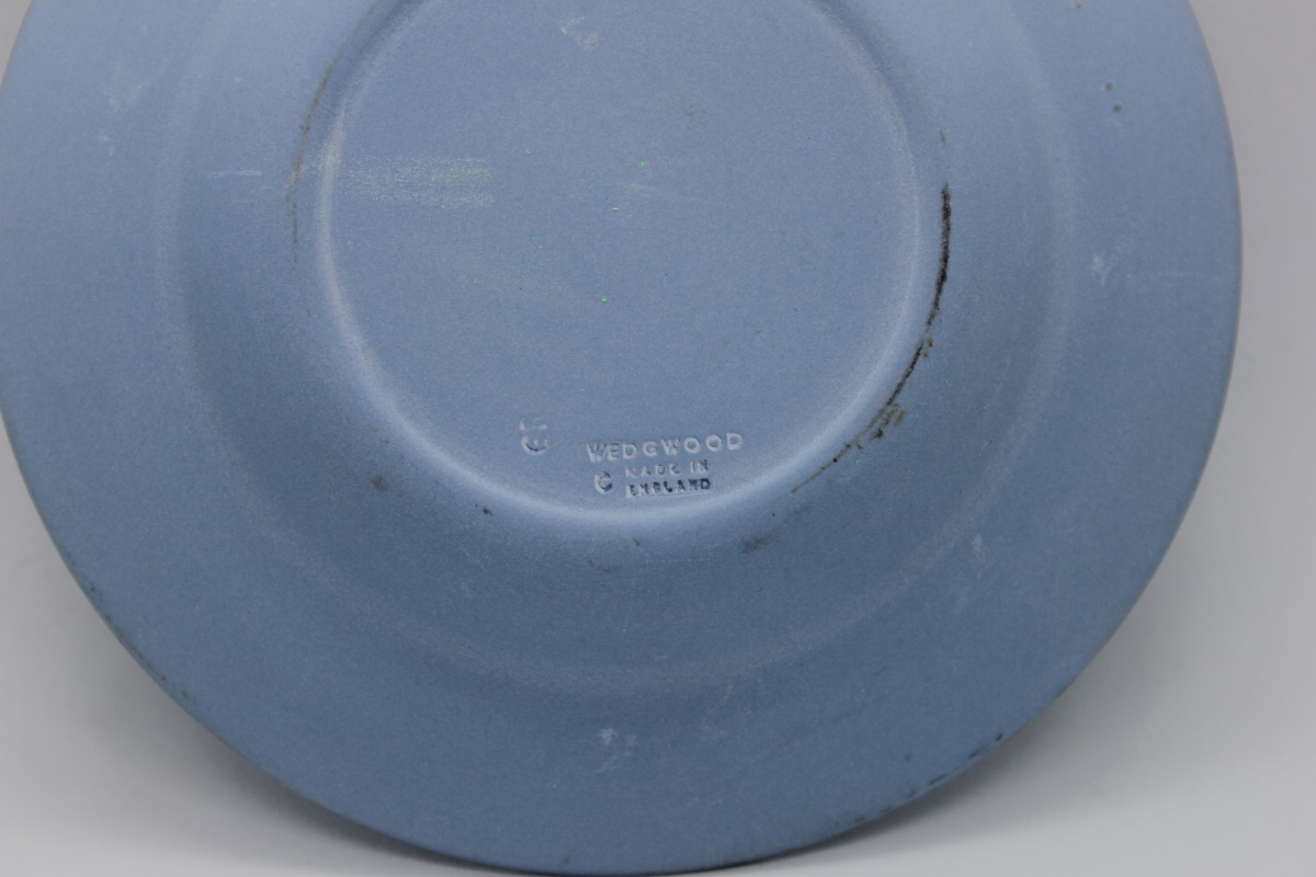 Coupe Commémorative Wedgwood Jasperware – Namdaemun, Séoul — 10