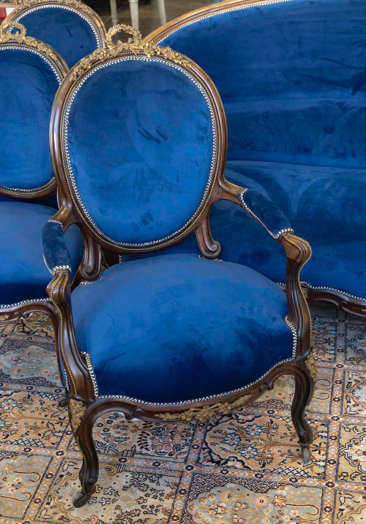 Mobilier de salon en acajou mouluré, époque Napoléon III — 18