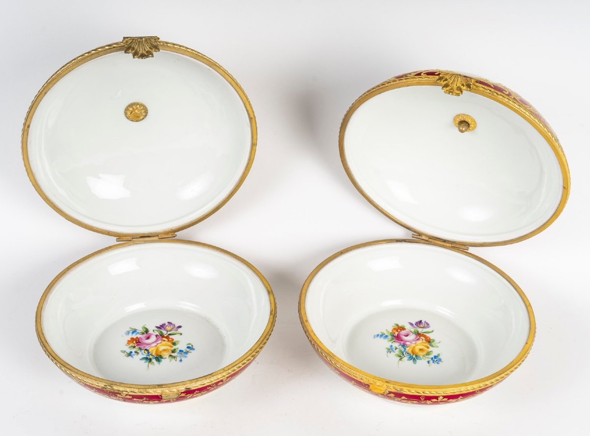 Une paire de coffret à bijoux en porcelaine, fin du XIXe siècle — 5