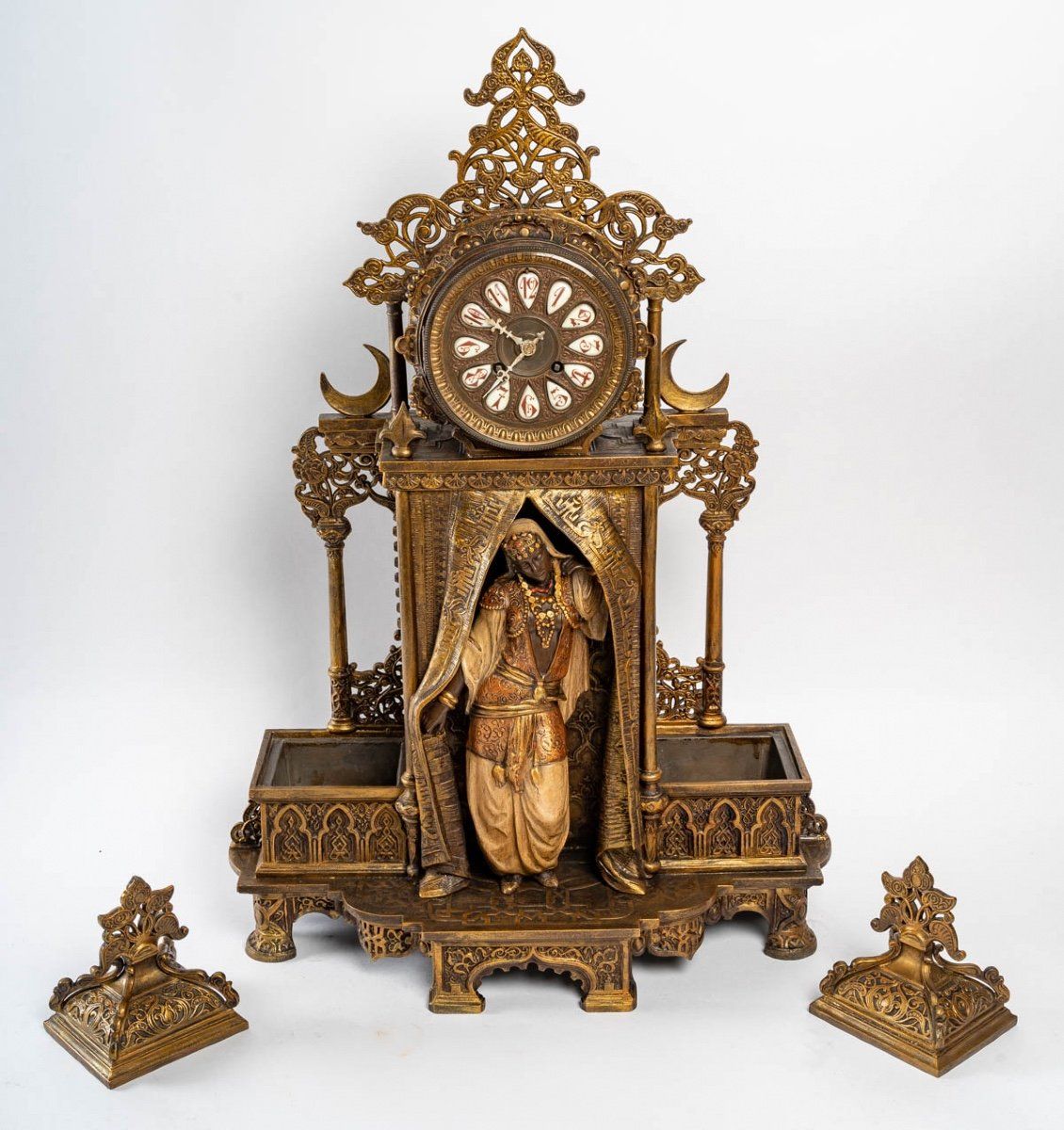 Garniture de Cheminée Orientaliste aux Autruches fin du XIXe siècle — 3