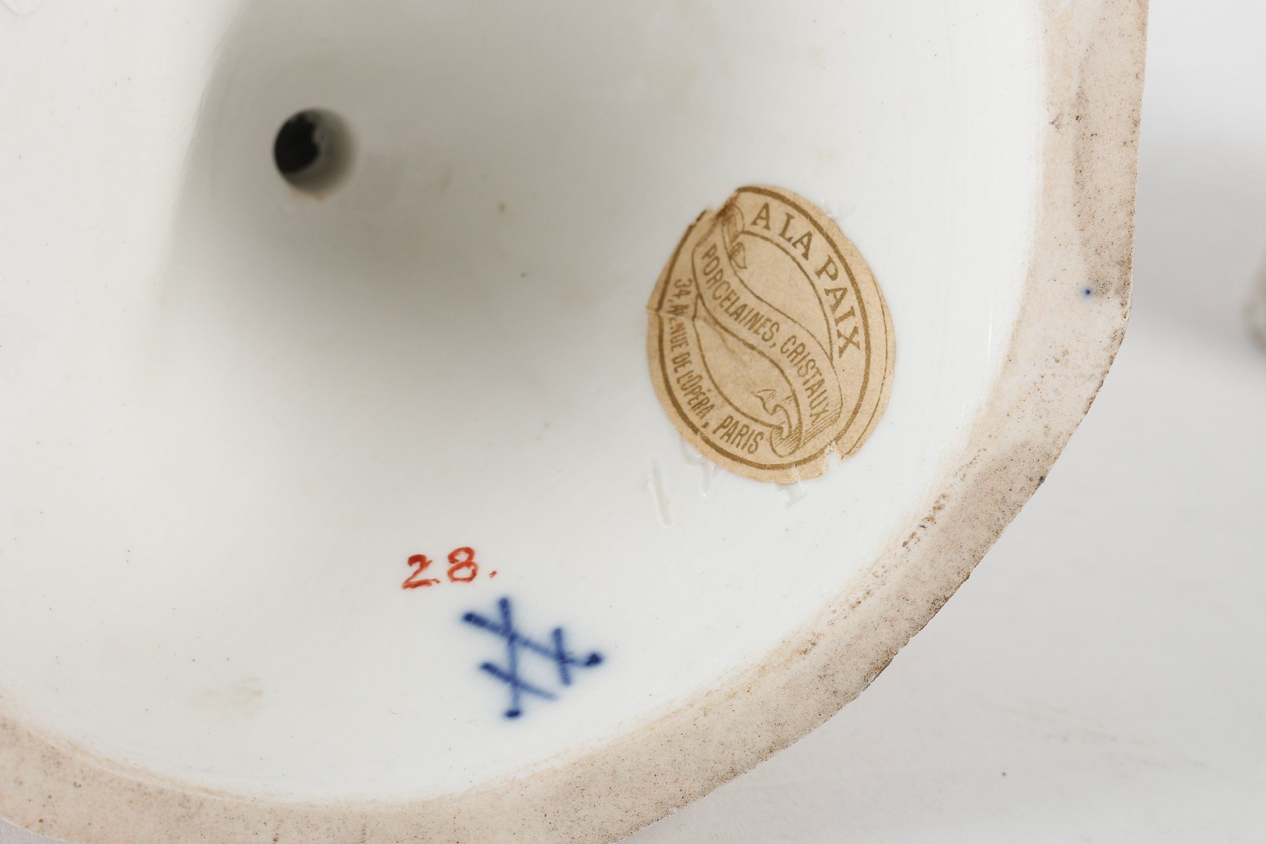 Meissen paire de bougeoirs fin du XIXe siècle — 10