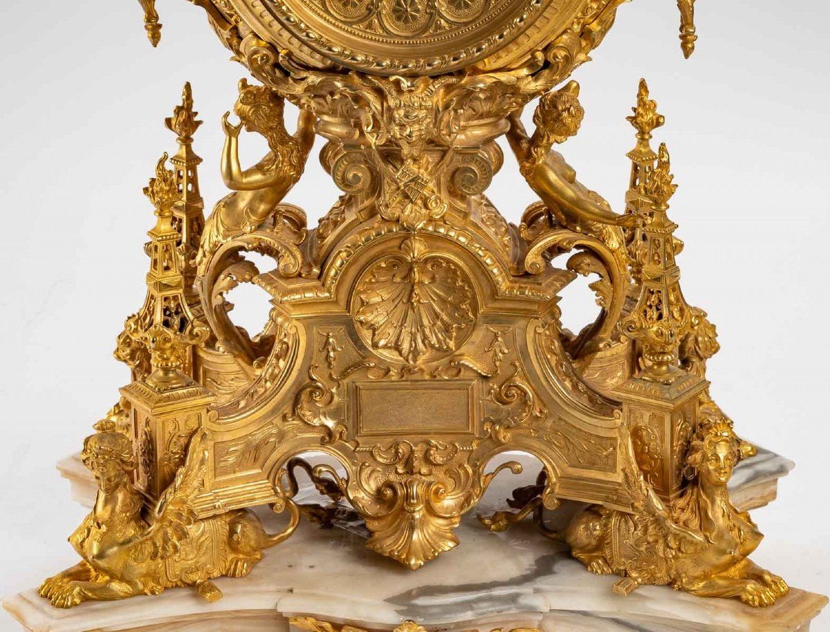 Une Garniture de Cheminée en bronze doré XIXe siècle — 13
