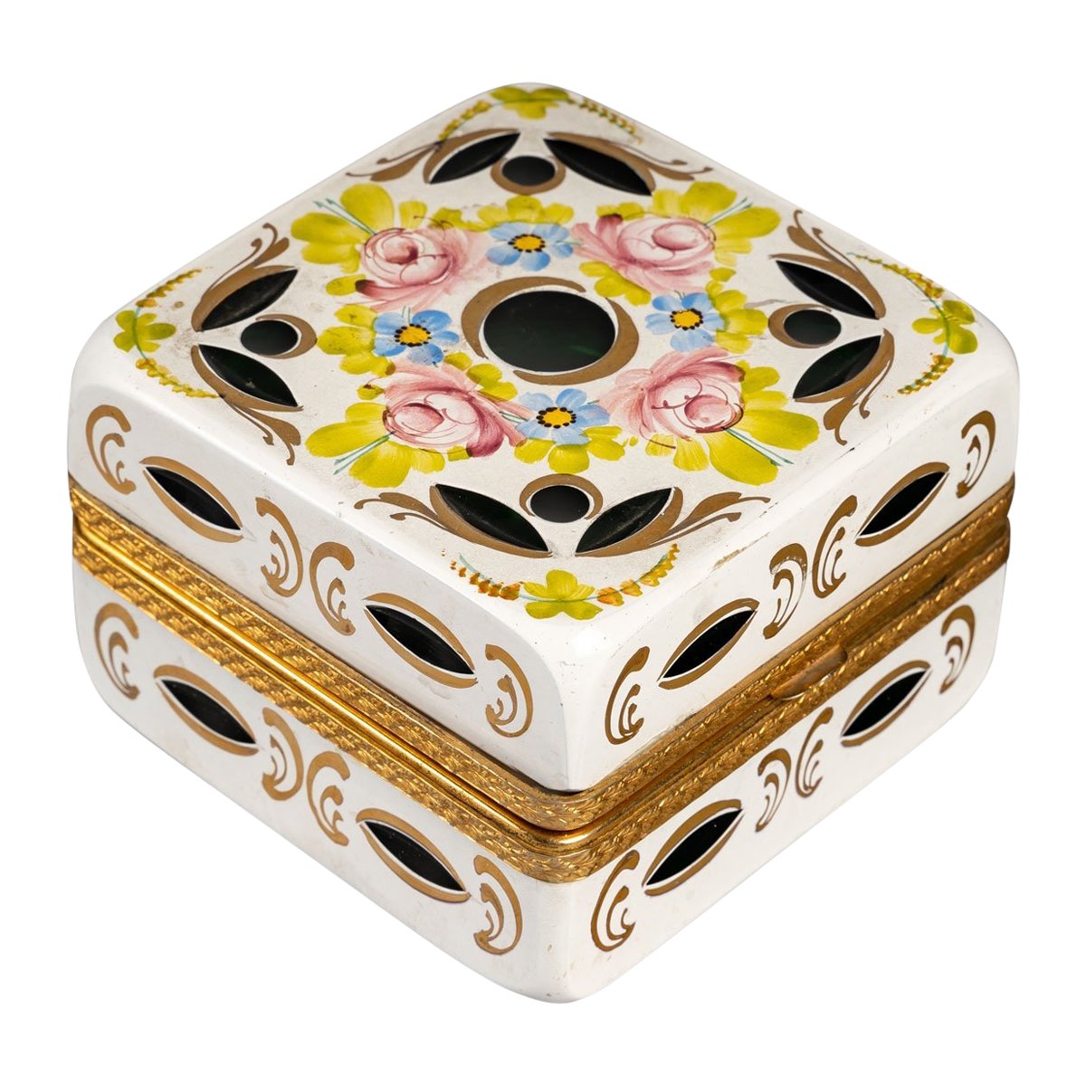 Un coffret à bijoux en opaline Overlay fin du XIXe siècle — 2