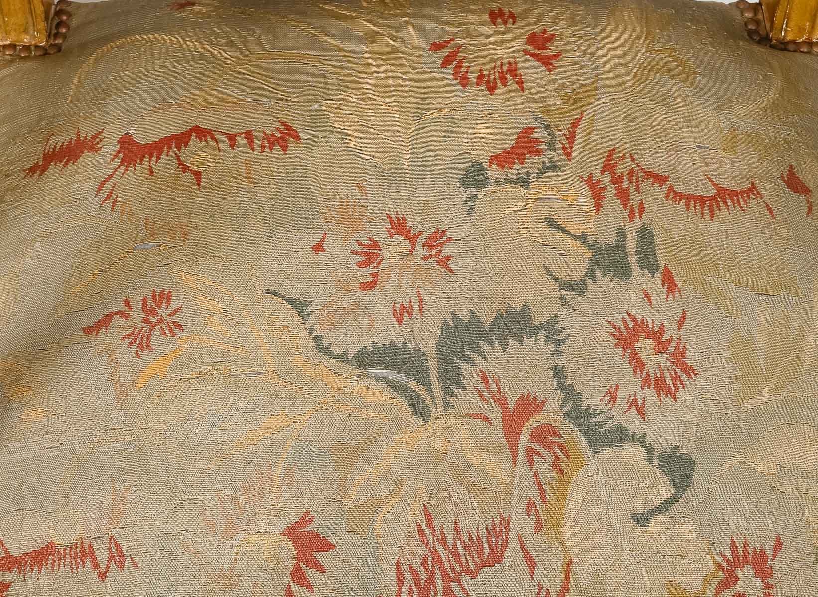 Paire de fauteuils de style Régence en bois doré fin du XIXe siècle — 9