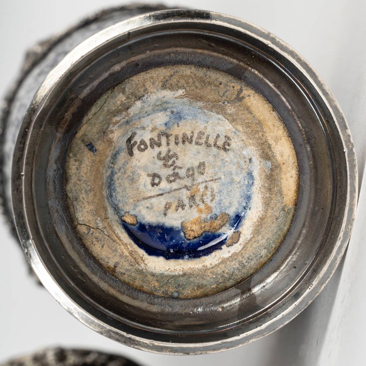 Une paire de vases en porcelaine et Argent Massif, FONTINELLE — 12