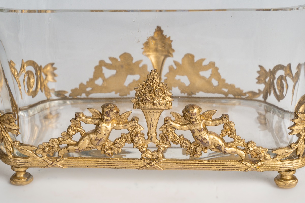 Une coupe-jardinière en cristal et bronze doré, fin du XIXe siècle — 9