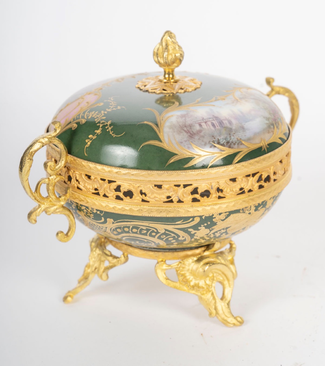 Bonbonnière – brûle-parfum en porcelaine, Sèvres XIXe siècle — 9